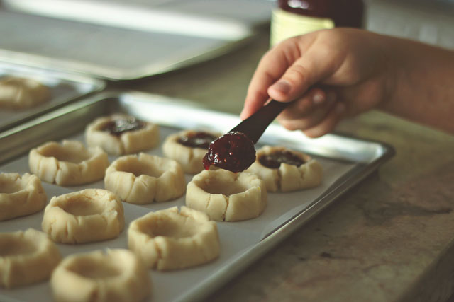 LemonRaspberryThumbprintShortbreadCookies_01