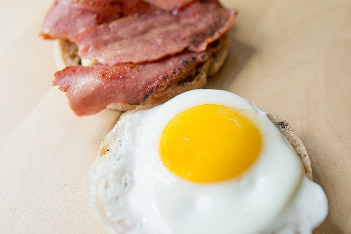 English Muffin Breakfast | Delight + Be Nourished | Lifesong Photography | Breakfast Basics | Breakfast Recipes_0002