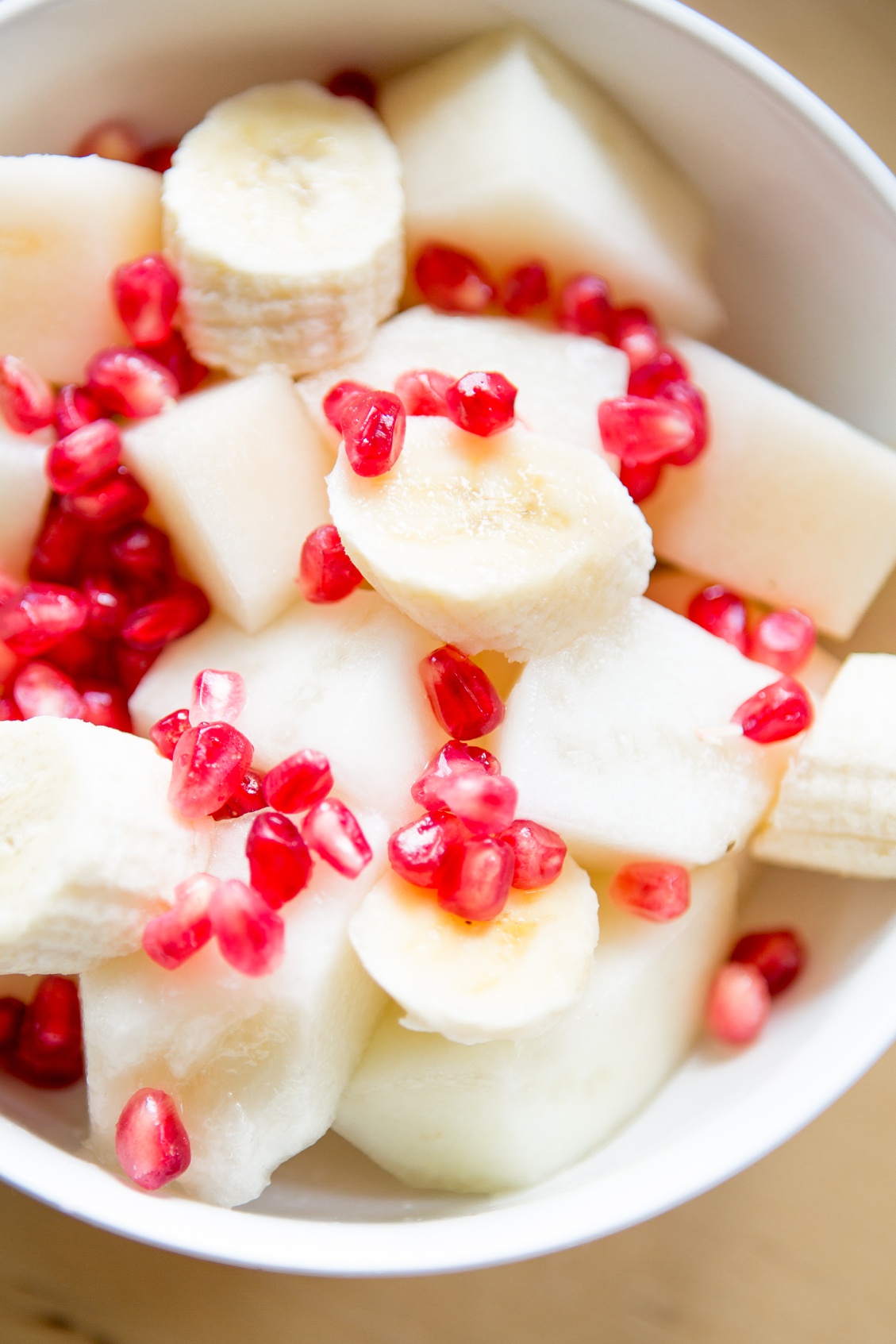 Lifesong Photography | Breakfast Recipes | Scrambled Eggs + Fresh Fruit | Delight + Be | Food Photography | Lake Chelan Photographer | Portland Food Photographer | Portland Food Blogger_0009