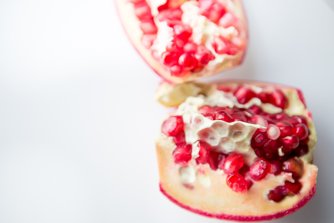 Lifesong Photography | Breakfast Recipes | Scrambled Eggs + Fresh Fruit | Delight + Be | Food Photography | Lake Chelan Photographer | Portland Food Photographer | Portland Food Blogger_0013